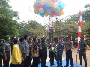 TNI GELAR PAMERAN ALUTSISTA DI UI DEPOK