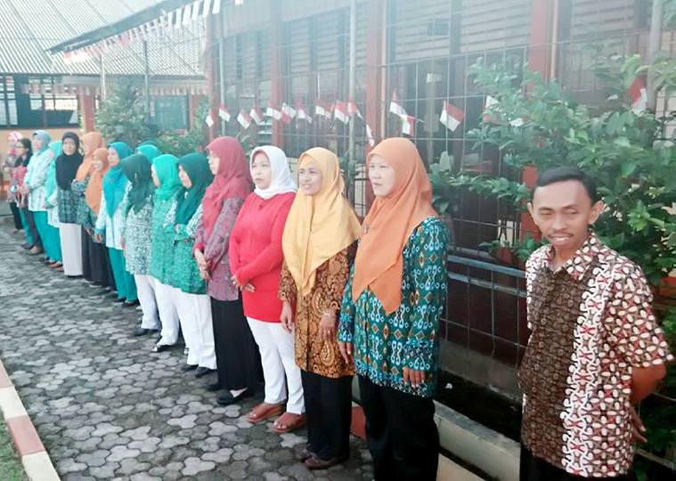 Kepala Sekolah dan Dewan Guru, SD, SMP, SMK I dan SMK 2 Yayasan Ganesa Satria