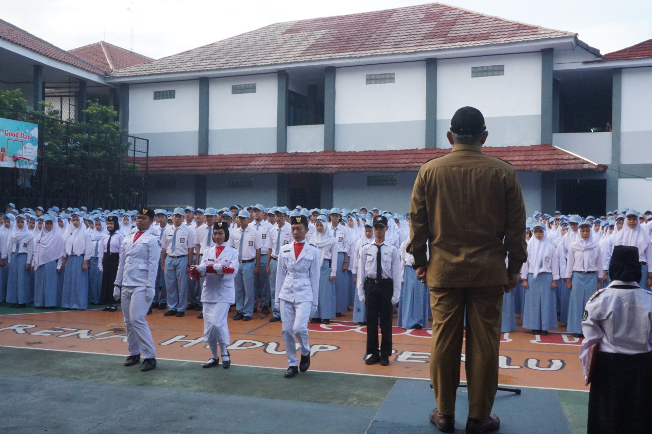 Walikota Depok Jadi Pembina Upacara Di Sma Negeri 8