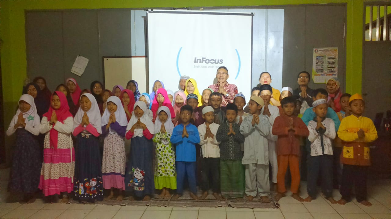Buka Bersama di SDN Mekarjaya 3