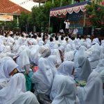 keluarga besar SMA N 13 Depok mendoakan agar semua musibah dan bencana ini diangkat oleh Alloh swt dan diganti dengan keberkahan, kedamaian dan ketenangan hati.