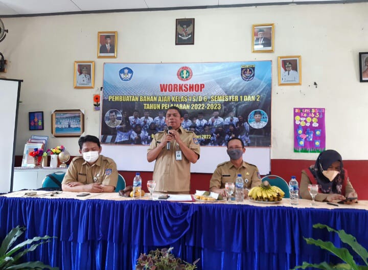 Disdik Gelar Workshop Pembuatan Bahan Ajar Kelas I-VI Tahun Pelajaran 2022/2023