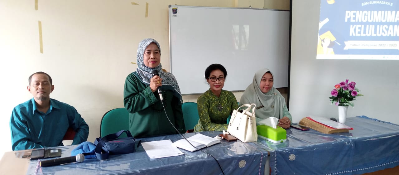 Ini Pesan Kepsek SDN Sukmajaya 5 Saat Umumkan Kelulusan Siswa
