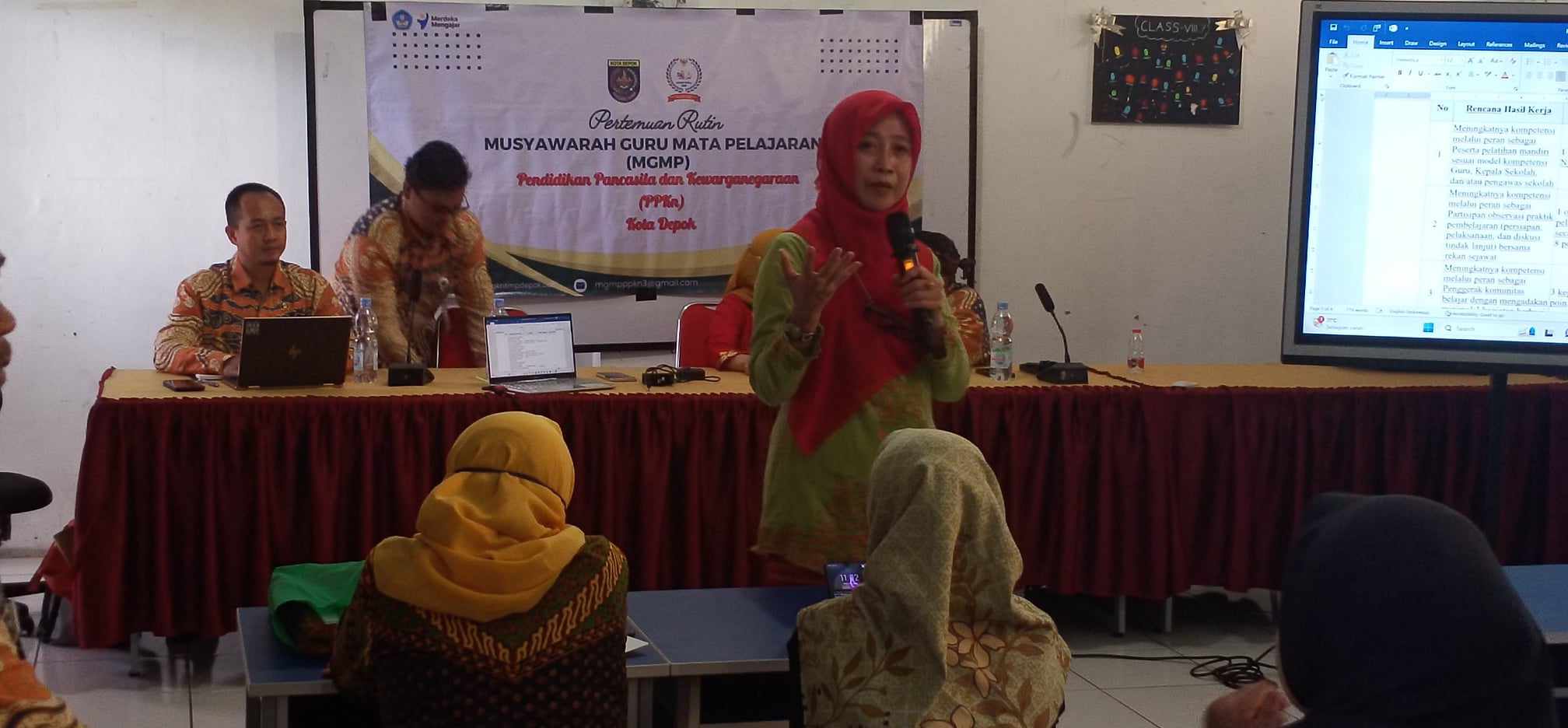 MGMP PPKn SMP Se-Kota Depok Laksanakan Bimtek