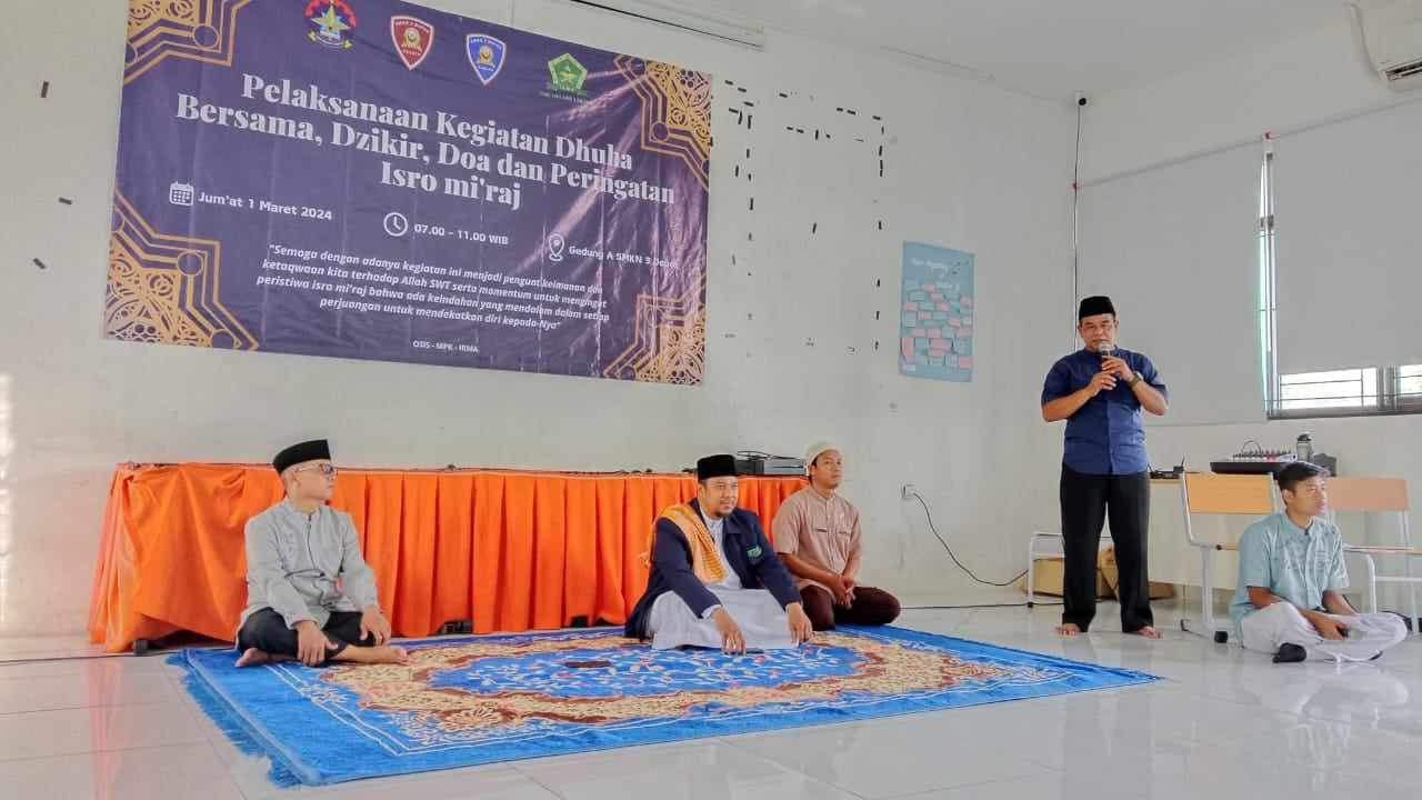Peringati Isra Mi’raj 1445 H, SMKN 3 Depok Santuni Anak Yatim