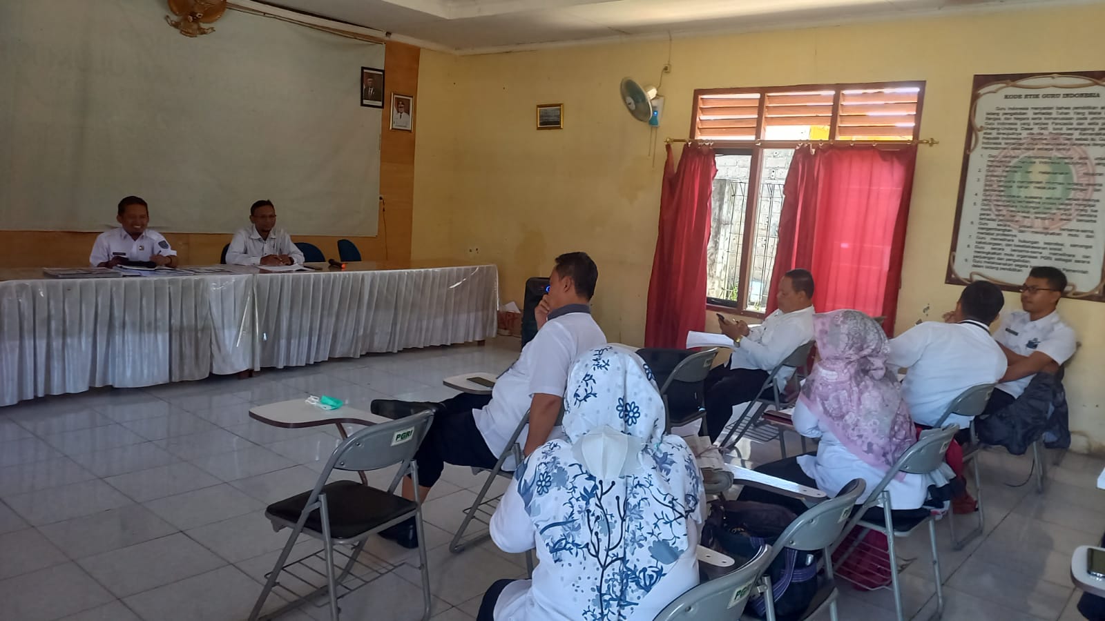 Kepala SD Se-Kecamatan Sawangan Adakan Khotmil Quran Dan Bagi Bagi Takjil