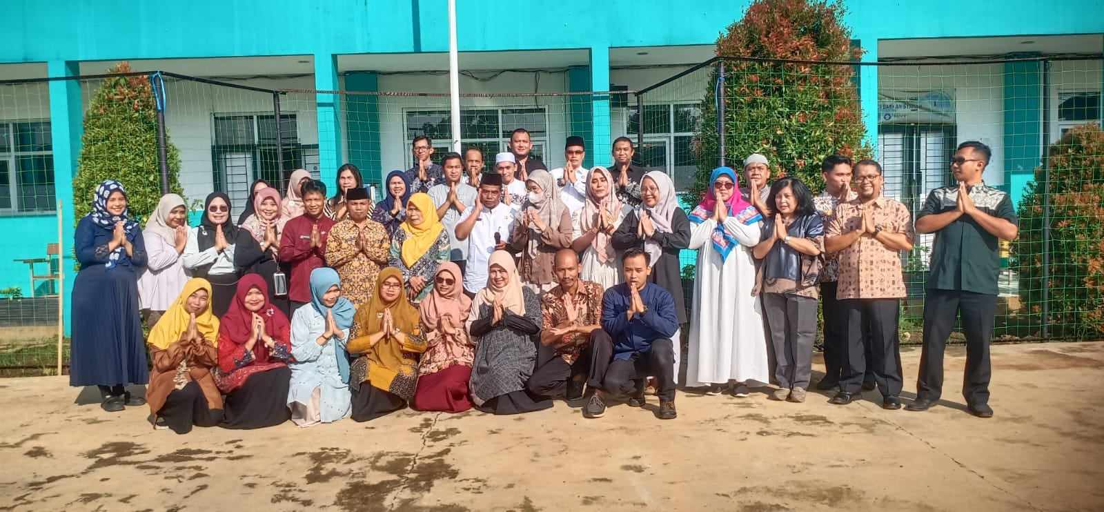 Apel Pertama Setelah Idul Fitri 1445 H, SMK Negeri 3 Depok Adakan Halal Bi Halal