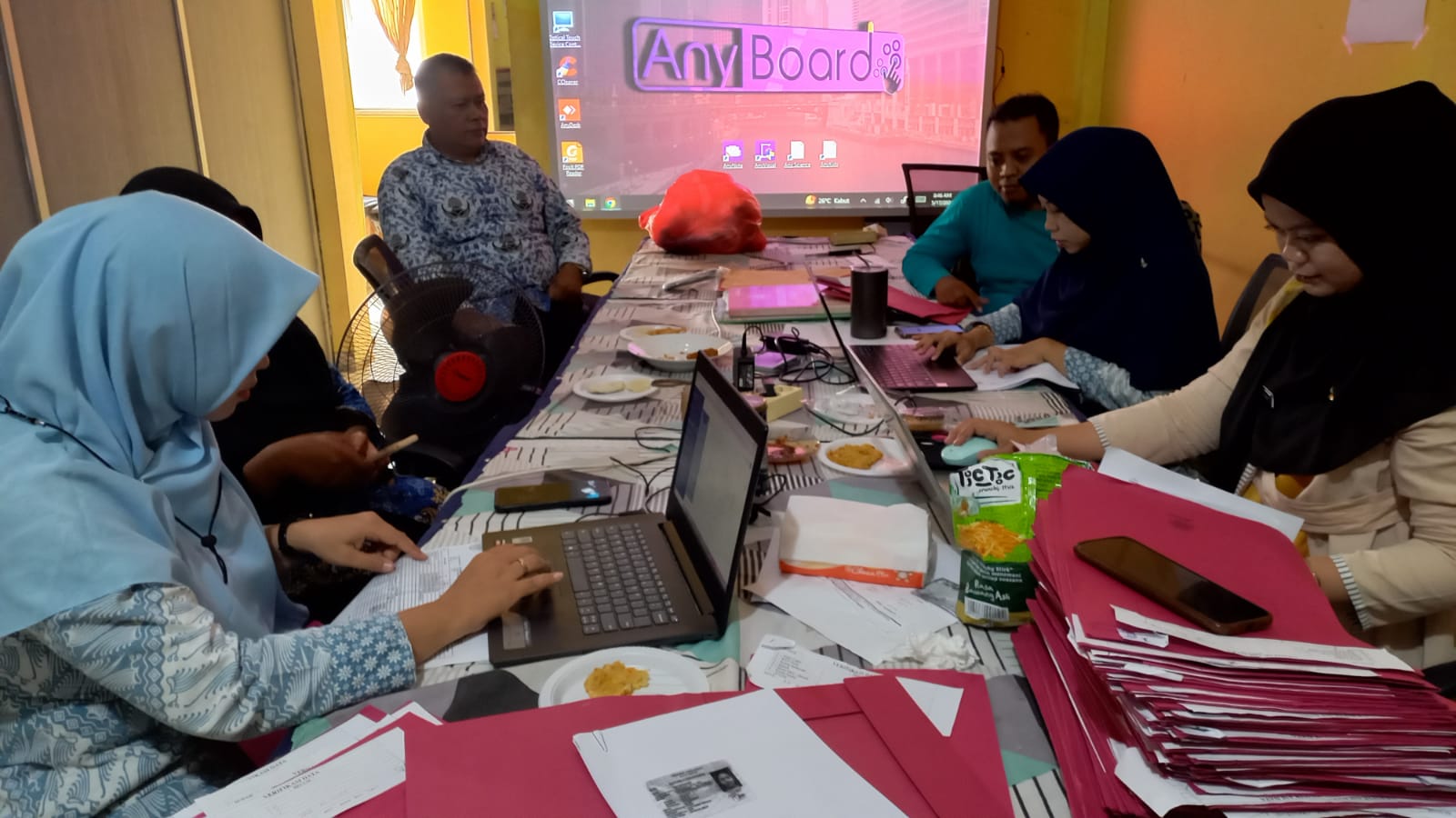 Hari Terakhir PASJ, Siswa SDN Serua 03 Mengikuti Pra Pendaftaran PPDB