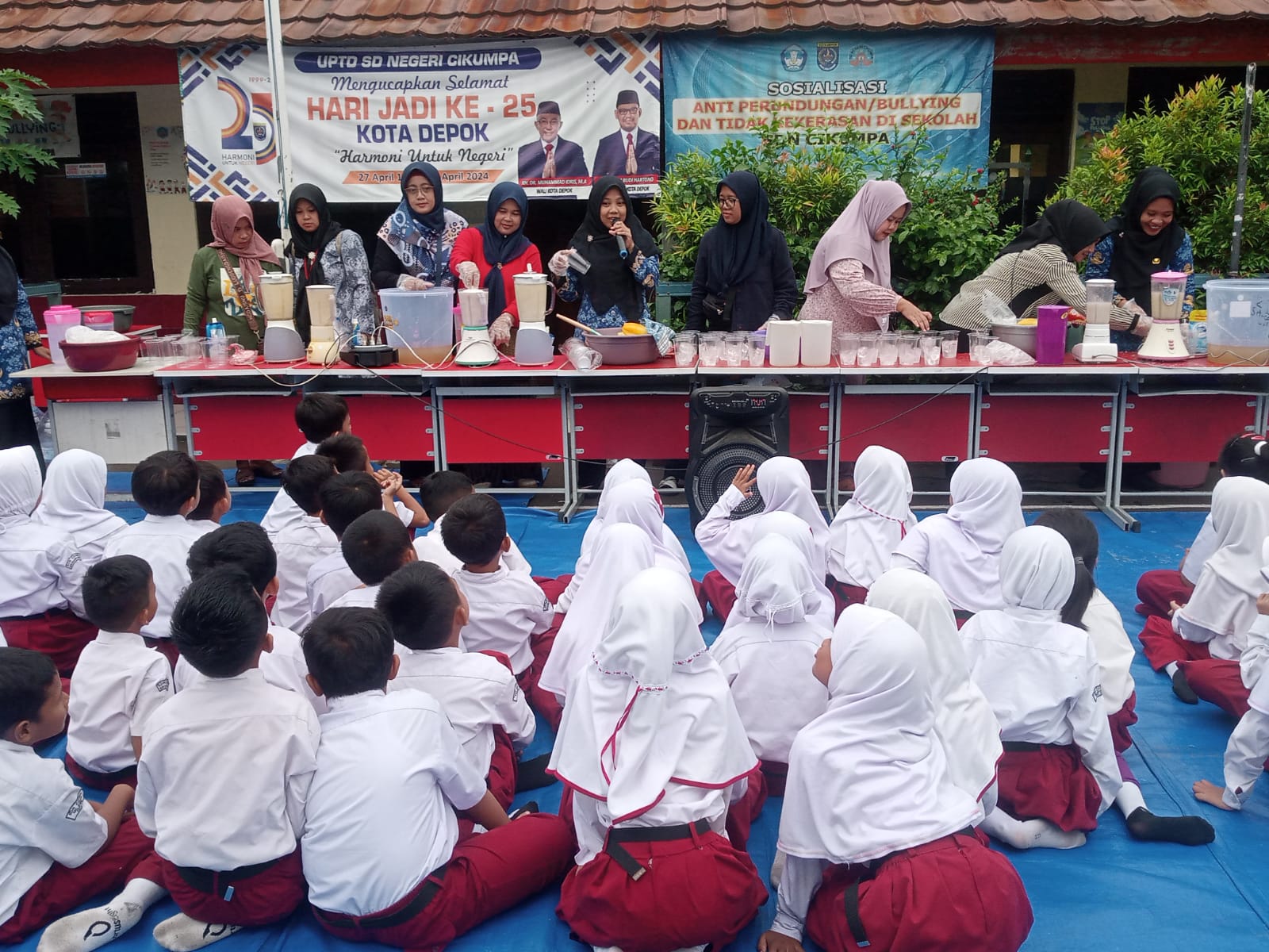 Melalui P5, SDN Cikumpa Perkenalkan Siswa Buah Belimbing Maskot Depok