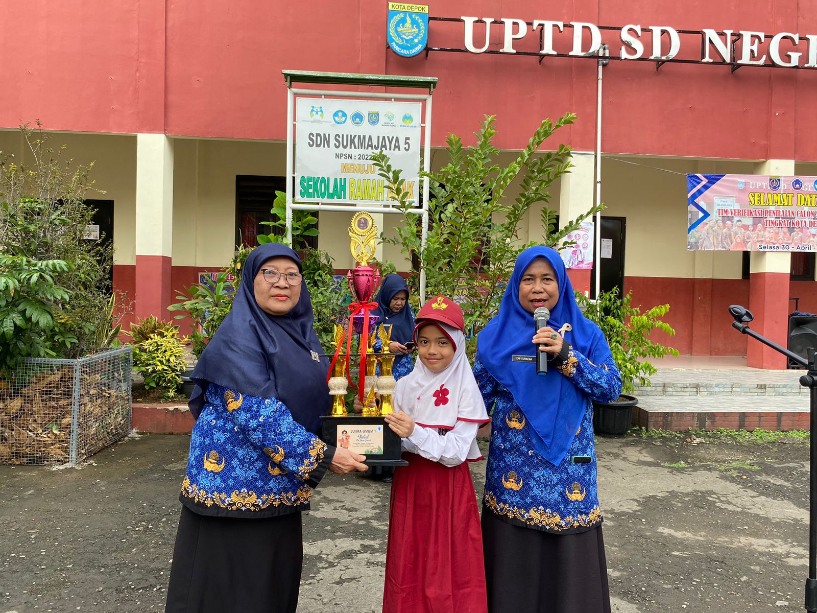 Peringati Harkitnas, Kepala SDN Sukmajaya 5 Ajak Siswa Bangkit Raih Prestasi