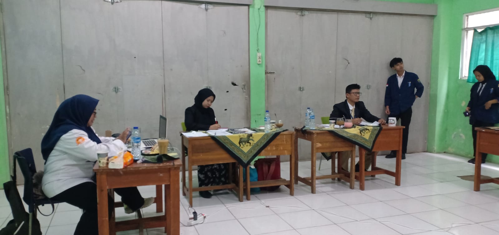 Siswa SMK Tirta Jaya Jalani Sidang Laporan Hasil Praktek Kerja Lapangan