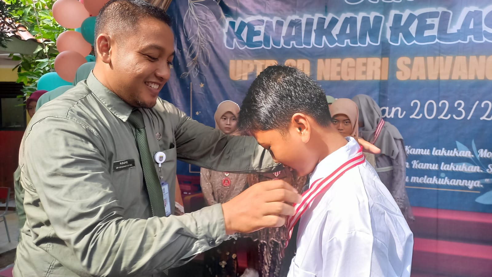 Pelepasan 51 Siswa  SDN Cinangka 03 Dimeriahkan Pentas Seni