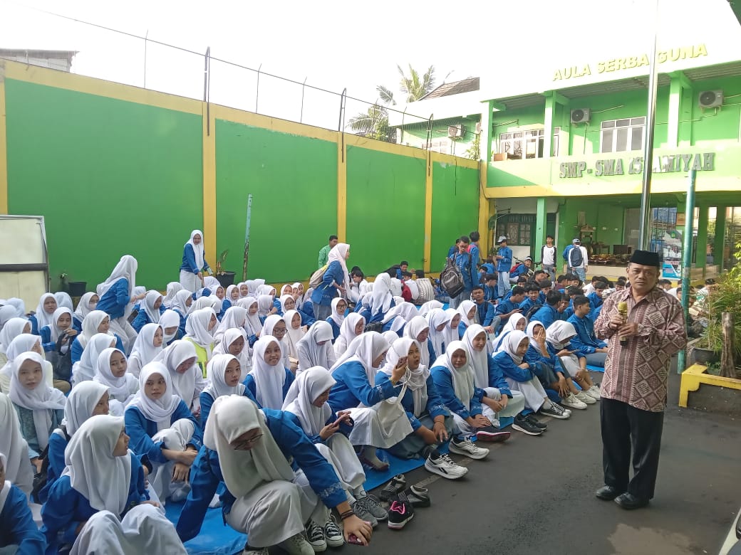 SMA Islamiyah Sawangan Latih Peserta Didik Kegiatan Pembiasaan Jum’at Pagi