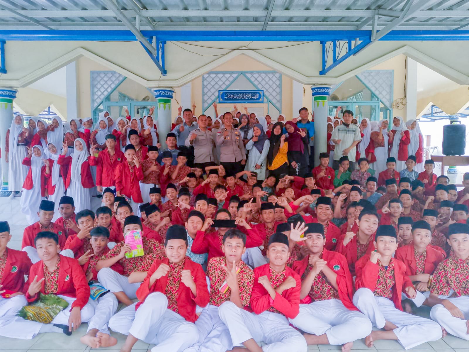 SMP Bina Insan Cendikia Bersama Polres Metro Jaya Kota Depok Kampanye Anti Bullying