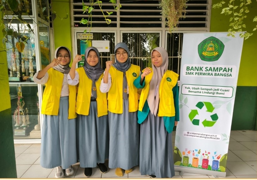 SMK Perwira Bangsa Depok Luncurkan Program Bank Sampah