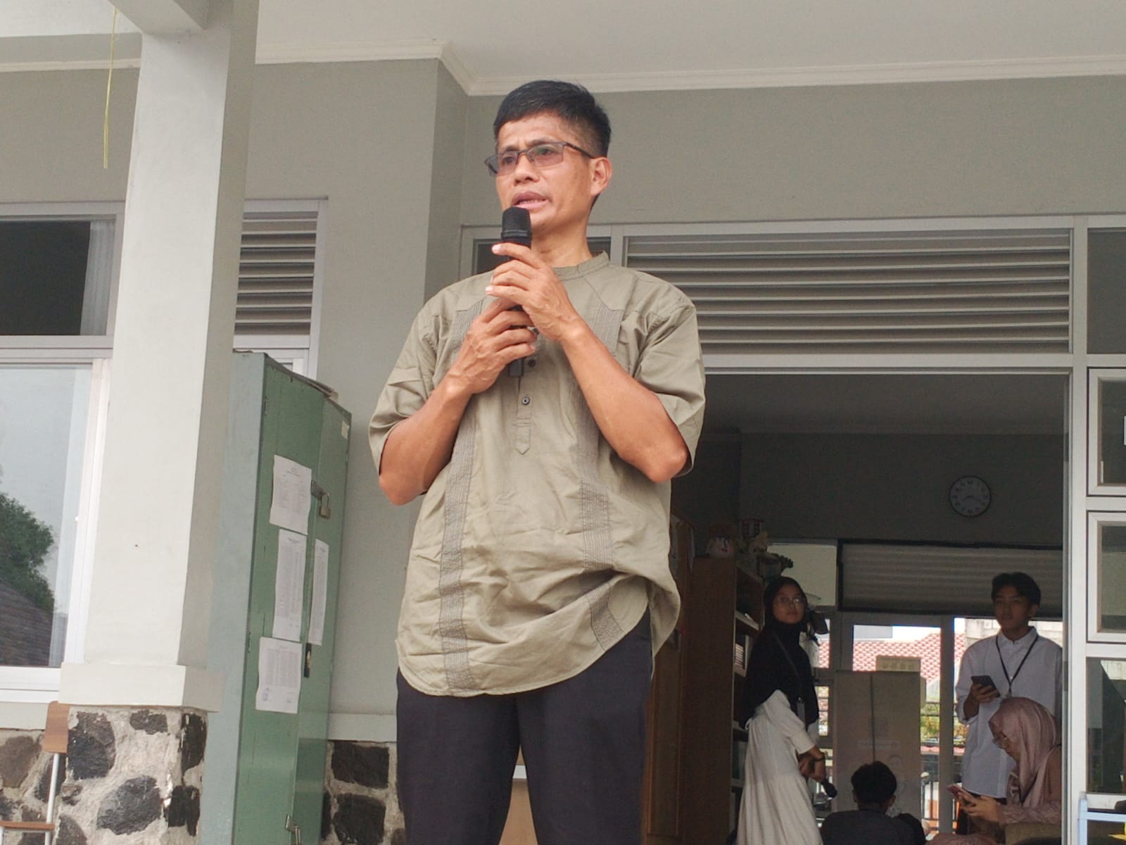 Pesan kepala SMAN 14 Depok di Peringatan Maulid Nabi Muhammad SAW 1446 Hijriah