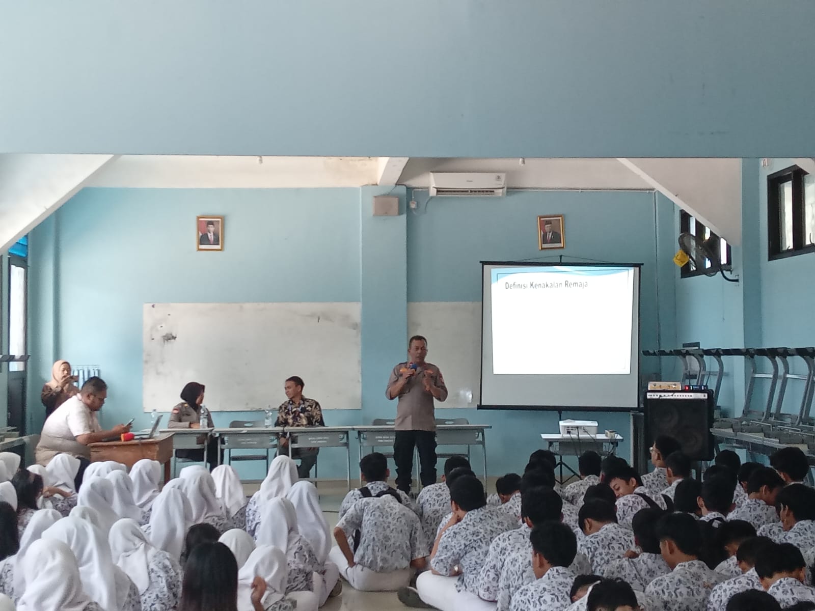 Siswa SMK Prisma dapat Arahan Polsek Mampang kota Depok Tentang Bullying dan Kenakalan Remaja