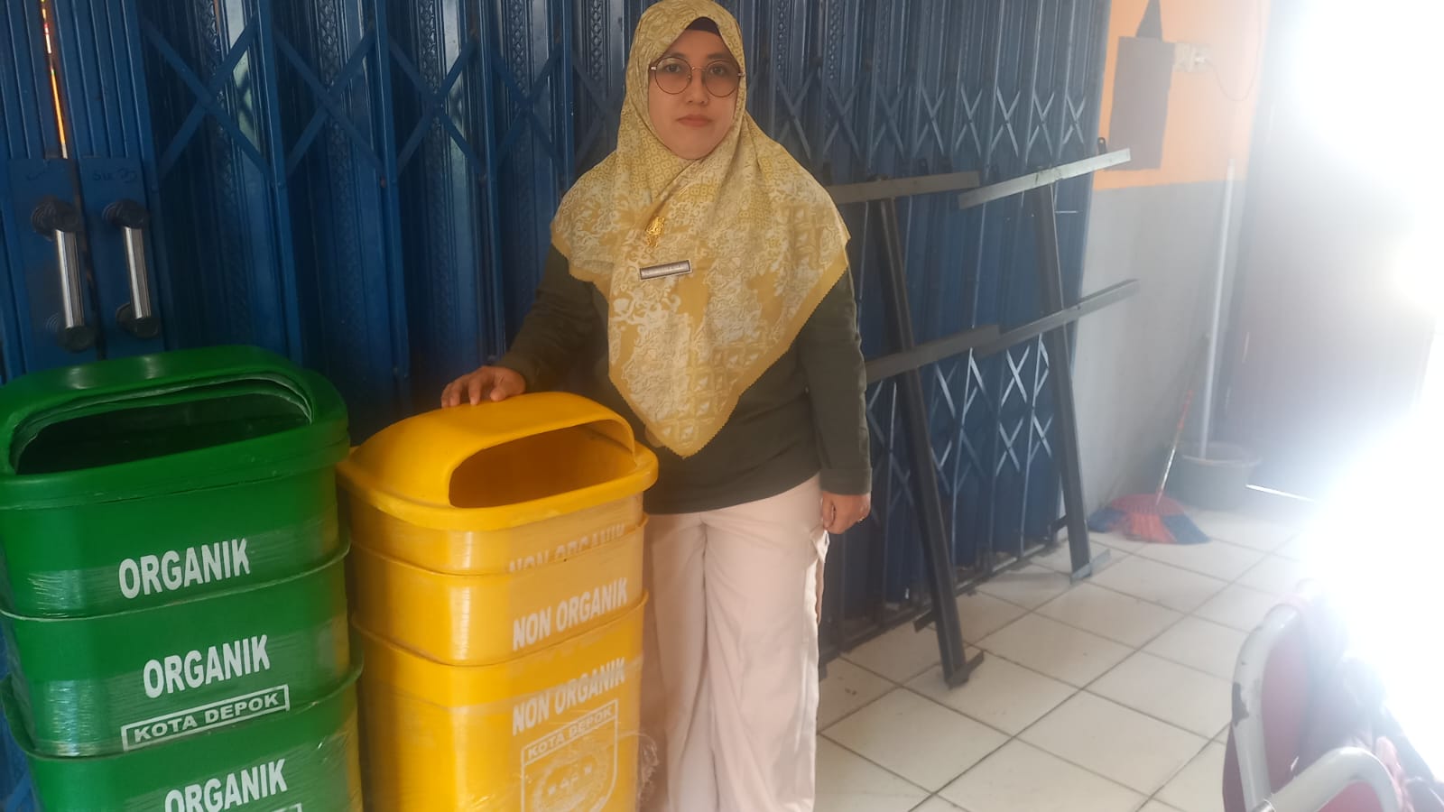 Ciptakan Lingkungan Bersih: SDN Sawangan 06 Terapkan Aturan Wadah Makan dan Minum Siswa 