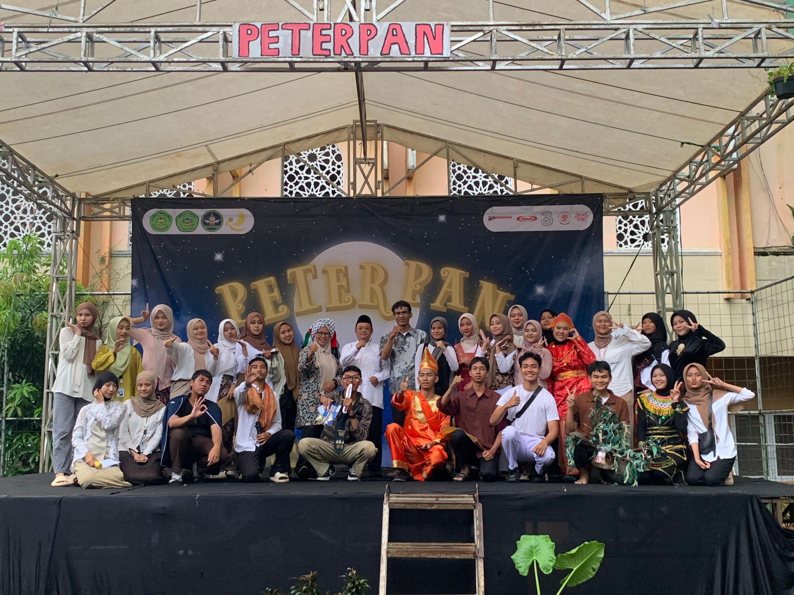 SMA Islamiyah Yayasan Darul Irfan Sawangan Umumkan Juara Lomba Bulan Bahasa Digelaran Pentas Seni