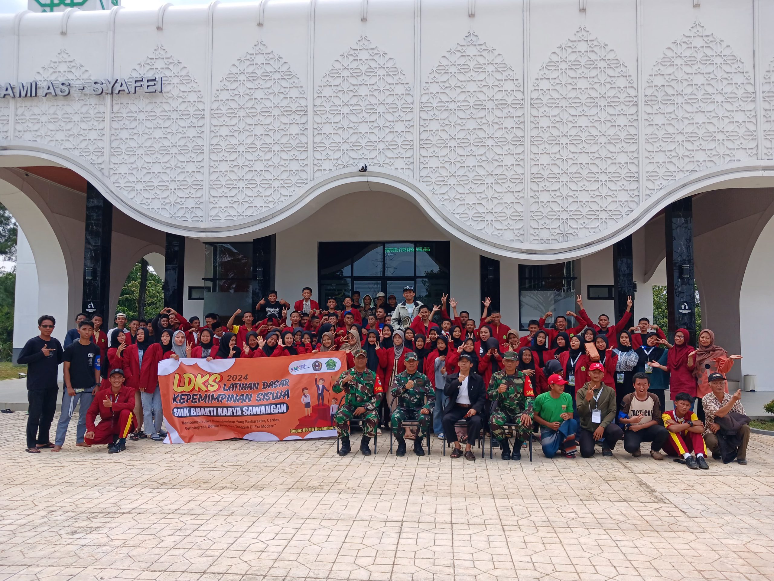 SMK Bhakti Karya Latih Kedisiplinan dan Manejemen Waktu Siswa melalui LDKS