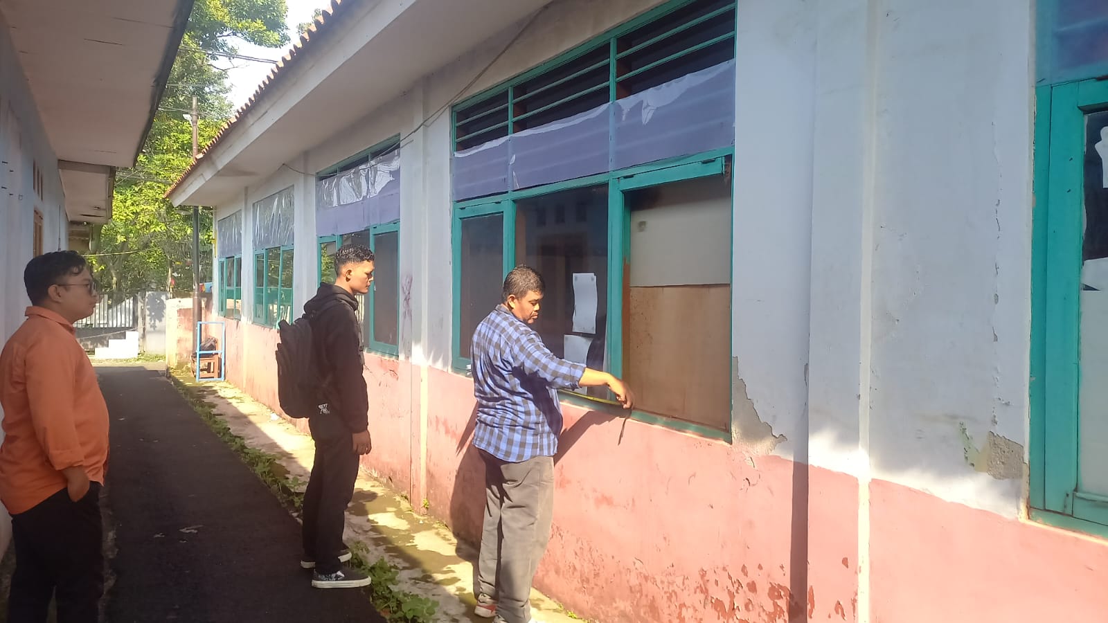 Ruang Kelas SDN Sawangan 04 yang Rusak akan Segera Direhab