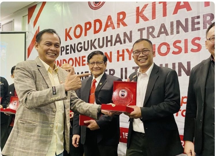 Pernyataan Puan Maharani Soal Anak SMP Tak Bisa Membaca, Dapat Dukungan dari Dewan Pengawas LSK Hipnoterapi Indonesia