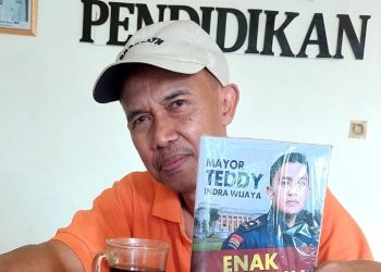 Penulis Buku “Gibran The Next Presiden” Luncurkan Karya Baru: “Mayor Teddy, Enak Jaman Mu Toh”