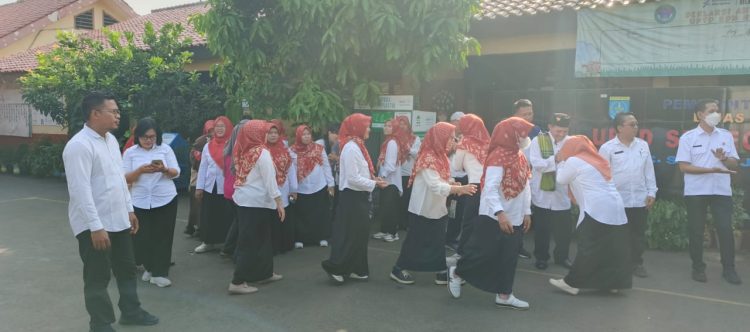 Suasana Kekeluargaan Warnai Kembali Aktivitas Sekolah di SDN wilayah Sukmajaya Setelah Libur Lebaran