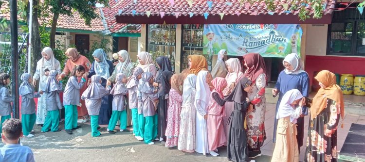 Halal Bi Halal SD Negeri Cinere 3: Momen Refleksi dan Peningkatan Karakter