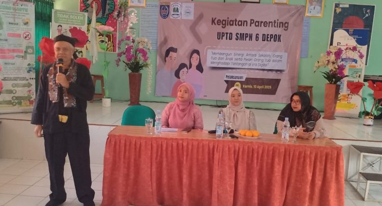 Orang Tua Siswa SMPN 6 Depok Ikuti Workshop Parenting, Bahas Tantangan Pengasuhan di Era Digital