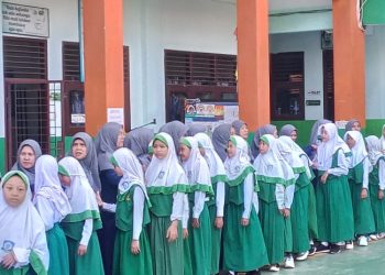 MI Miftahul Huda Muhammadiyah Cinangka Gelar Halal Bihalal, Tekankan Pentingnya Saling Memaafkan
