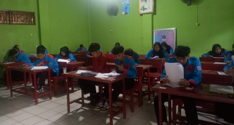 170 Siswa Kelas 12 SMK Islamiyah Serua Ikuti Ujian Akhir, Ditargetkan Lulus 100 Persen