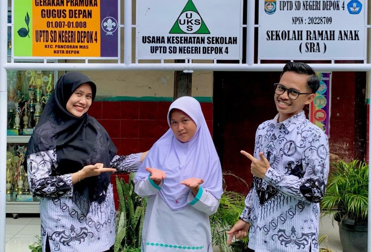 Siswi SDN Depok 4 Juara Lomba Baca Puisi Tingkat Kota Depok