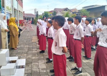 MK Putuskan Pendidikan Dasar Negeri dan Swasta Wajib Gratis