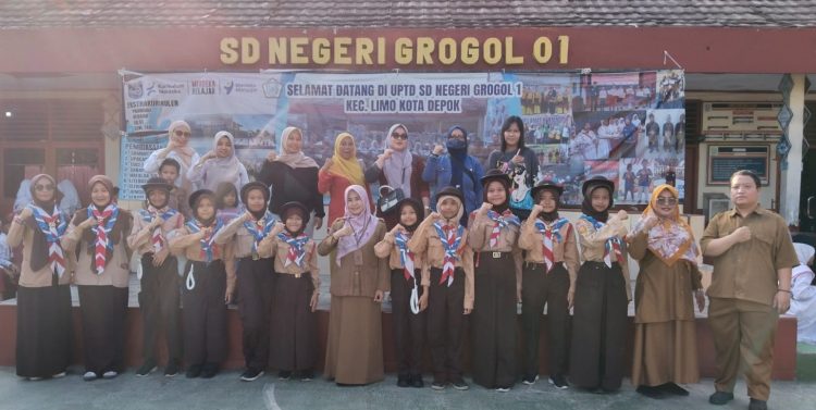 SDN Grogol 1 Lepas Sembilan Siswi Ikuti Jambore Cabang Kota Depok 2025