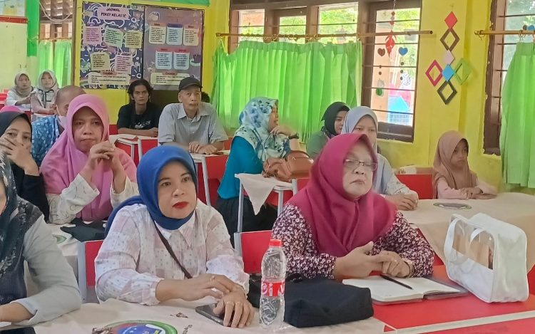 SDN RRI Cisalak Siapkan Orang Tua Hadapi SPMB 2025, Fokus pada Zona dan Teknis Online