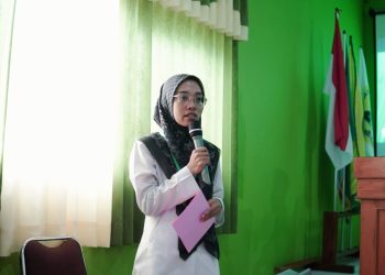 Farrah Dzawi Adila: Pendidik Muda yang Menginspirasi dari MAN 1 Jepara