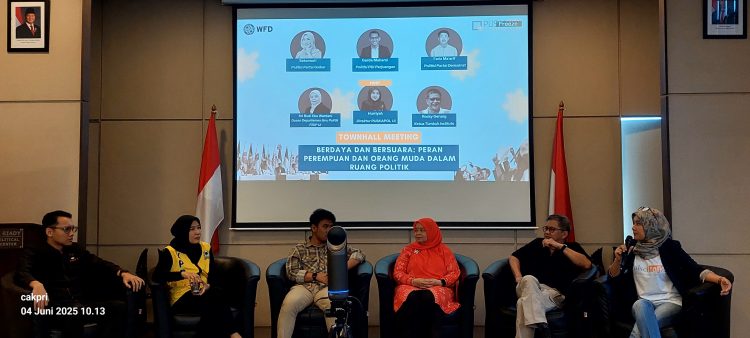 PUSKAPOL UI Dorong Politik Inklusif melalui Townhall Meeting: Perempuan dan Anak Muda Harus Berdaya dan Bersuara