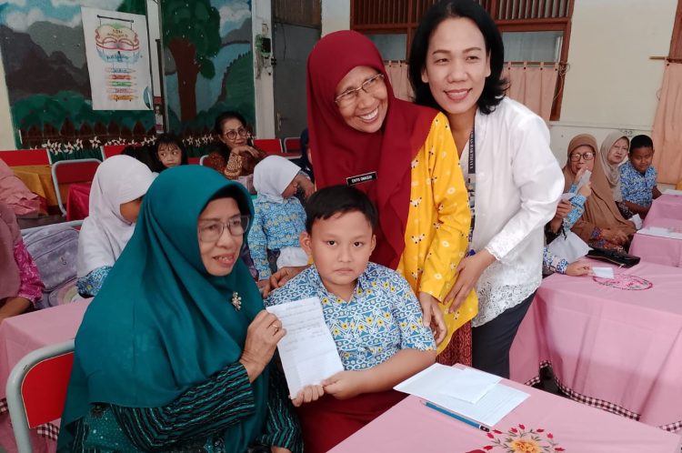 Peringati HLUN ke-29, Siswa SDN Baktijaya 4 Ungkap Kasih Sayang Lewat Surat Cinta