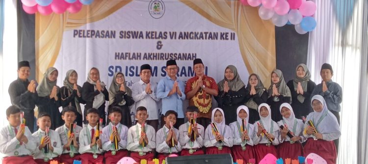 Momen Haru di SD Islam Serambi Limo, Saat Siswa dan Komite Sampaikan Pesan Perpisahan