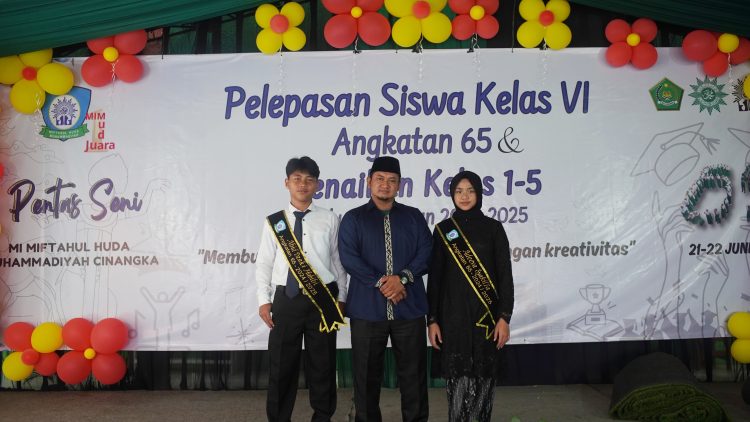 Enam Tahun Bersama Jadi Momen Terindah bagi Siswa dan Civitas MI Miftahul Huda Muhammadiyah Cinangka
