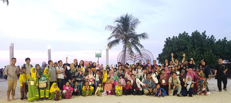 Gotong Royong Perantara Kasih Indonesia, Wujudkan Wisata Ceria di Ancol
