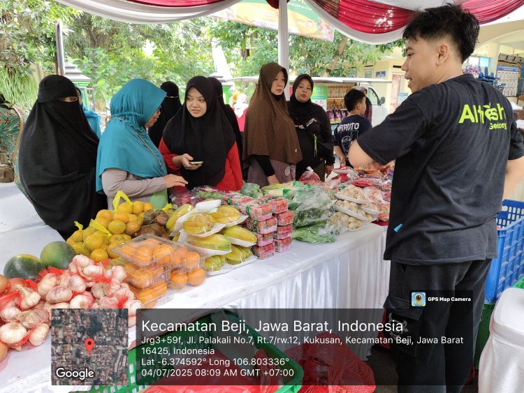 DKP3 Depok dan DKPP Jabar Gelar GPM di Beji, Warga Serbu Harga Pangan Murah