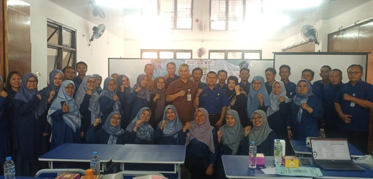 SMPN 33 Depok Gelar In House Training: Tingkatkan Kompetensi Guru Melalui Pendekatan Deep Learning