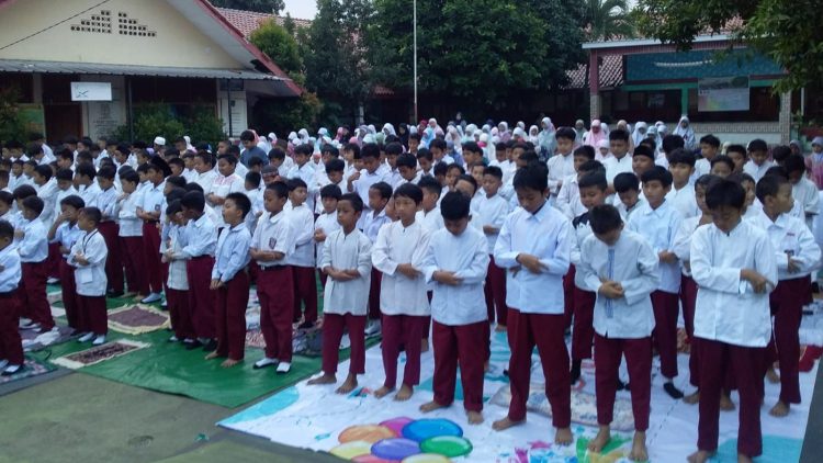 MPLS SDN Baktijaya 4 Ditutup dengan Kegiatan Keagamaan dan Demo Ekskul