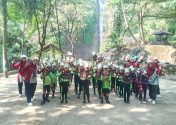 MPLS Seru! Siswa SDN 4 Cepogo Jelajahi Songgo Langit