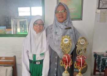 Syifa Syauqia, Siswi SD Islam Darul Falah Raih Juara 3 Aksara Sunda di FTBI Kota Depok 2025