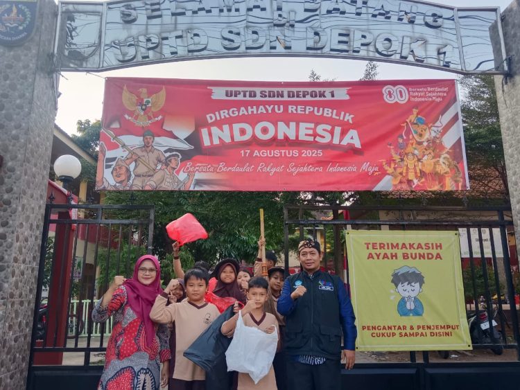 SDN Depok 1 Berpartisipasi dalam Bakti Kebersihan HUT Pramuka ke-64