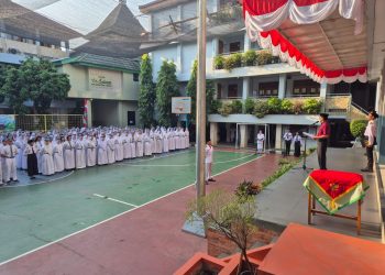 Paskibra Tampil Memukau, Upacara HUT ke-80 RI di SMA Sejahtera 1 Depok Berlangsung Tertib