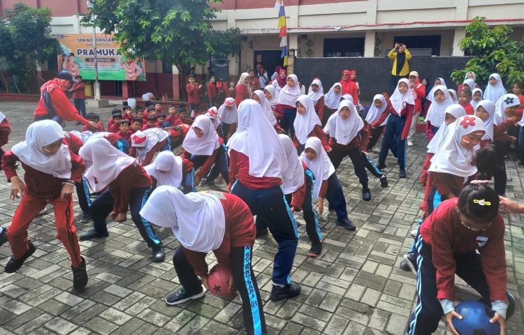 K3S Bojongsari: SDN Gelar Lomba dan Ikuti Upacara di Tingkat Kelurahan